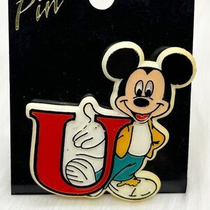🔮 5/$25 Vintage Disney Plastic "U" Mickey Mouse Pin‎